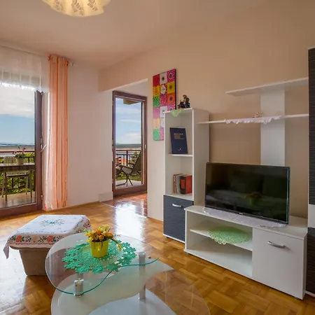 アパート Tereza *